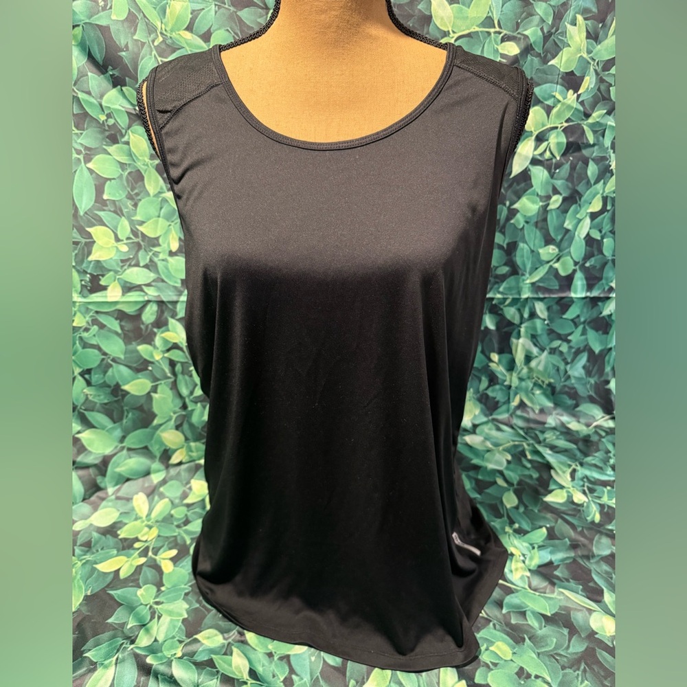 CLEARANCE RBX Active Black Sleeveless Women's Top